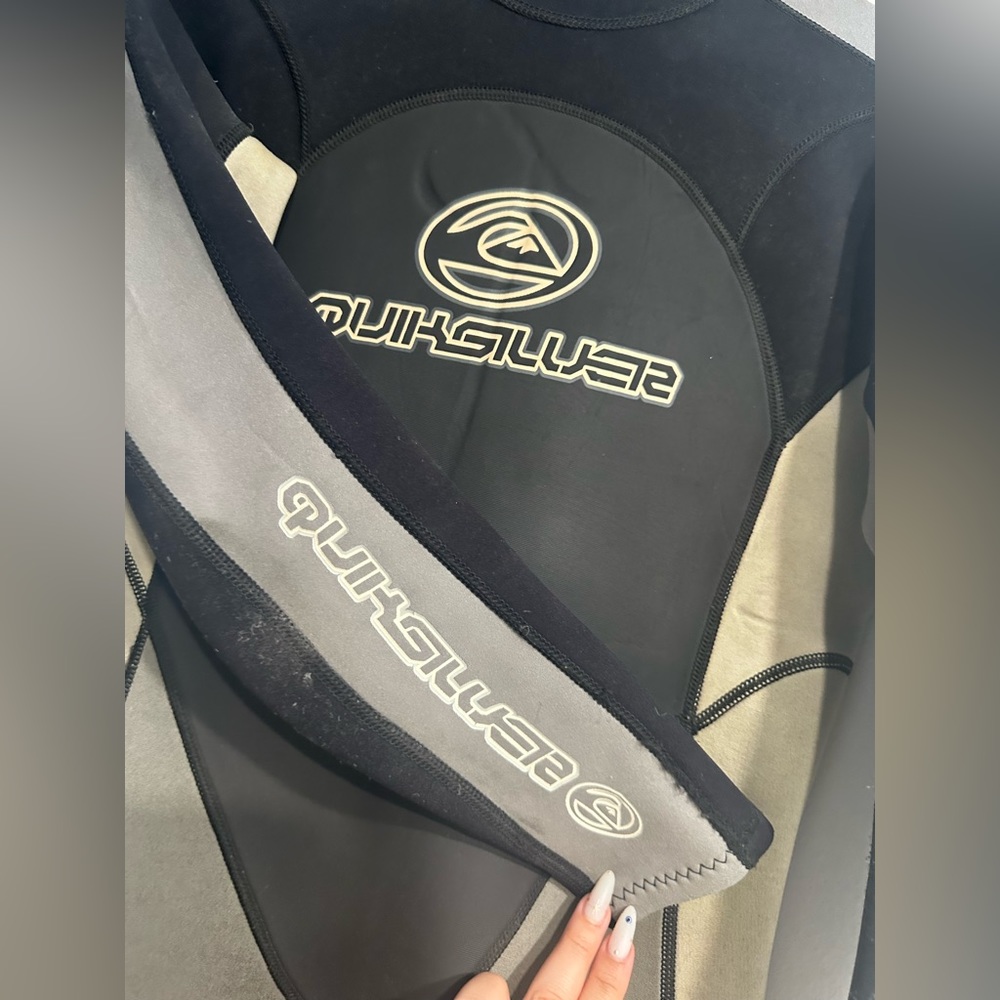 Quicksilver wetsuit - Picture 5 of 9